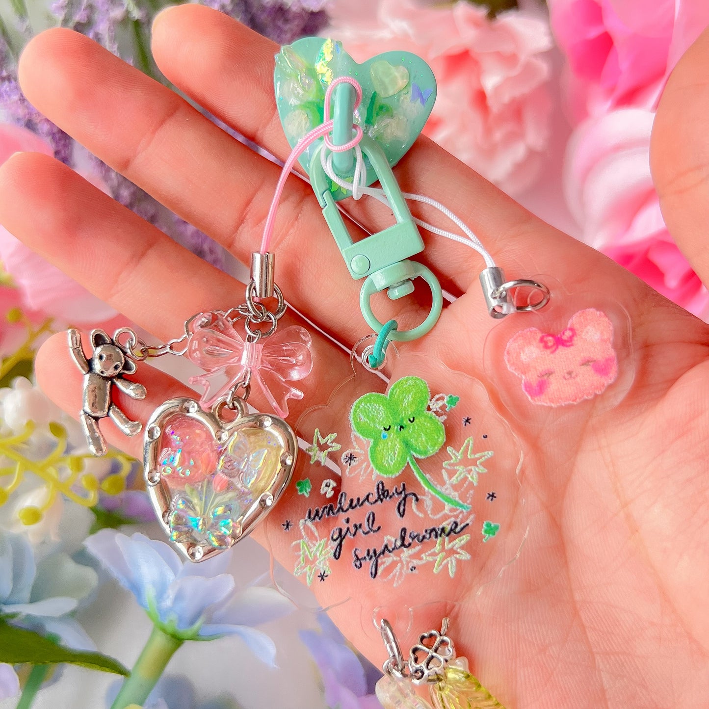 ｡ﾟᨳ   ❛ handmade keychain holders ❜ ♡ ˚⋆ 𐙚