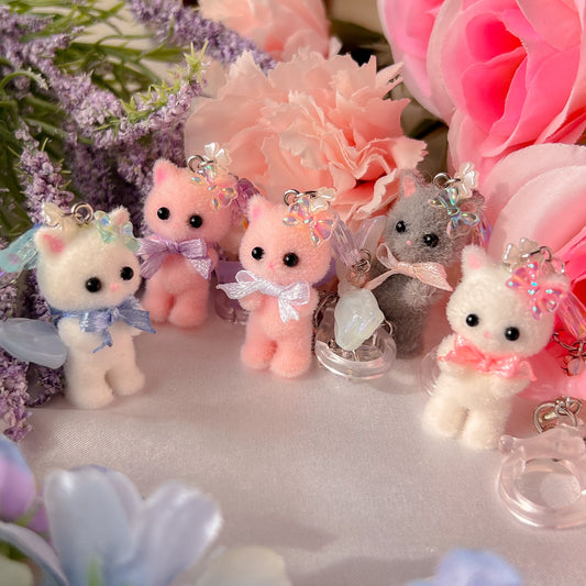 ｡ﾟᨳ   ❛ cat club ❜ handmade keychains ♡ ˚⋆ 𐙚