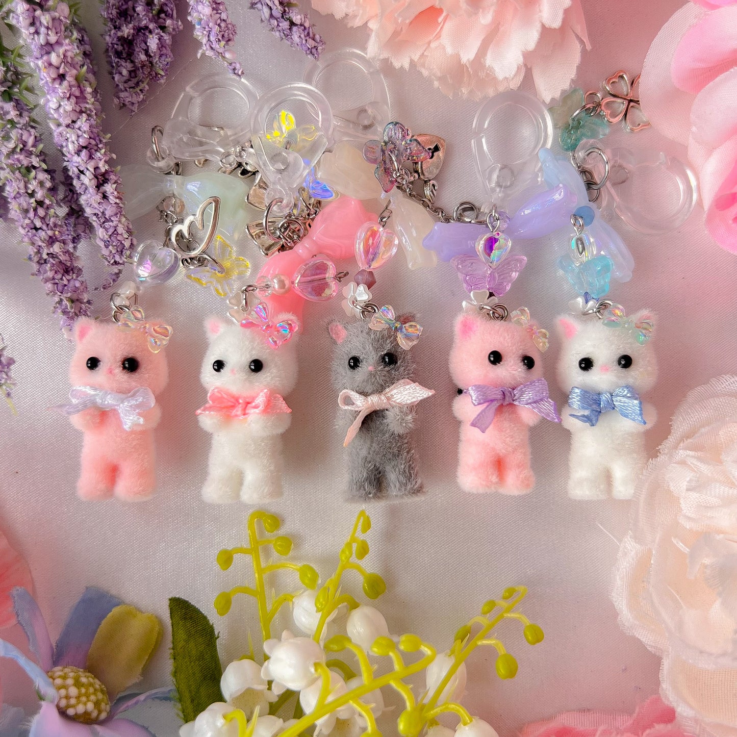 ｡ﾟᨳ   ❛ cat club ❜ handmade keychains ♡ ˚⋆ 𐙚